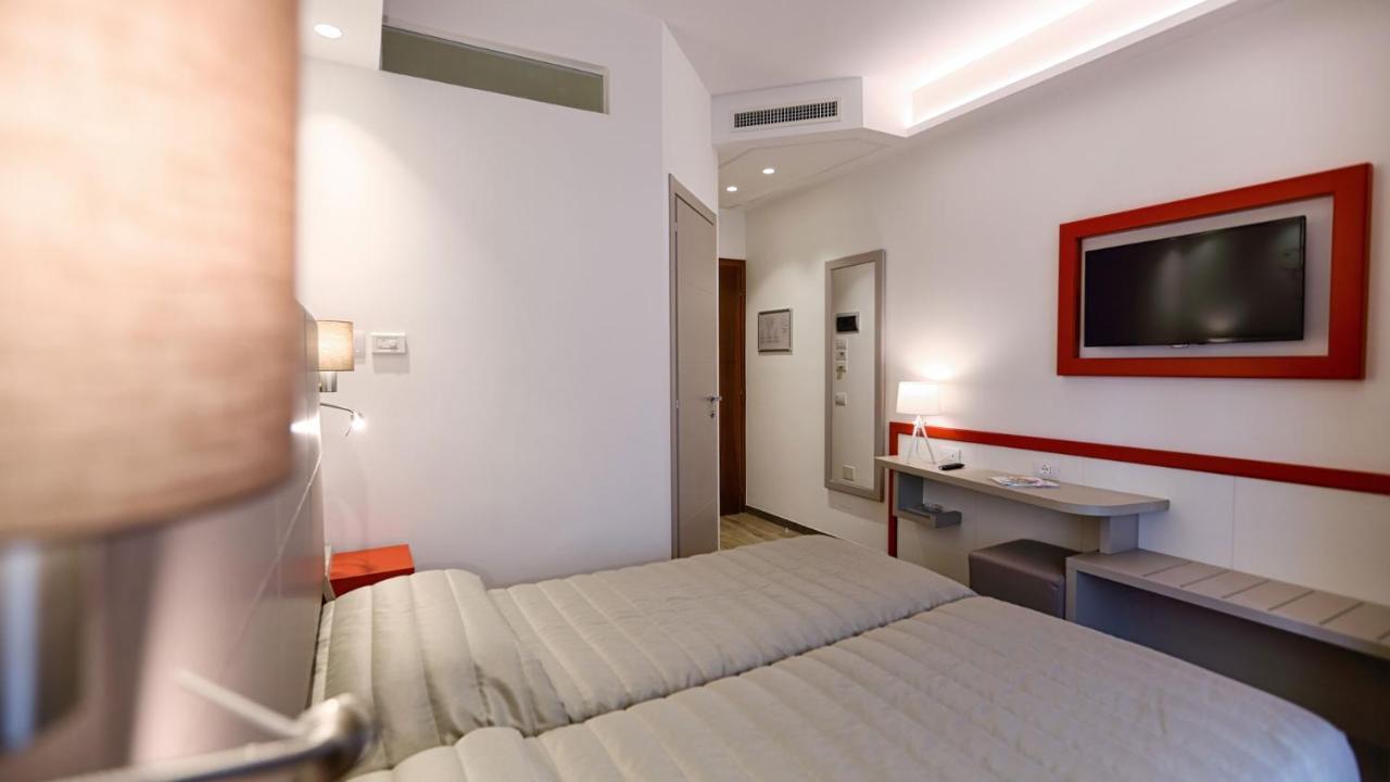 Hotel La Serena Bibione Buitenkant foto