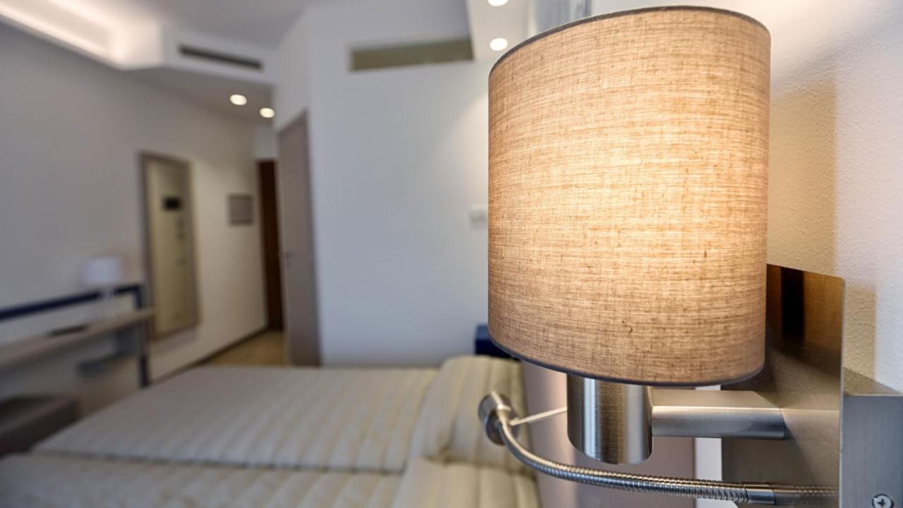 Hotel La Serena Bibione Buitenkant foto